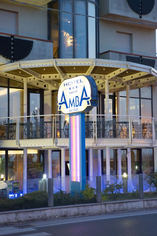 Amba 3*